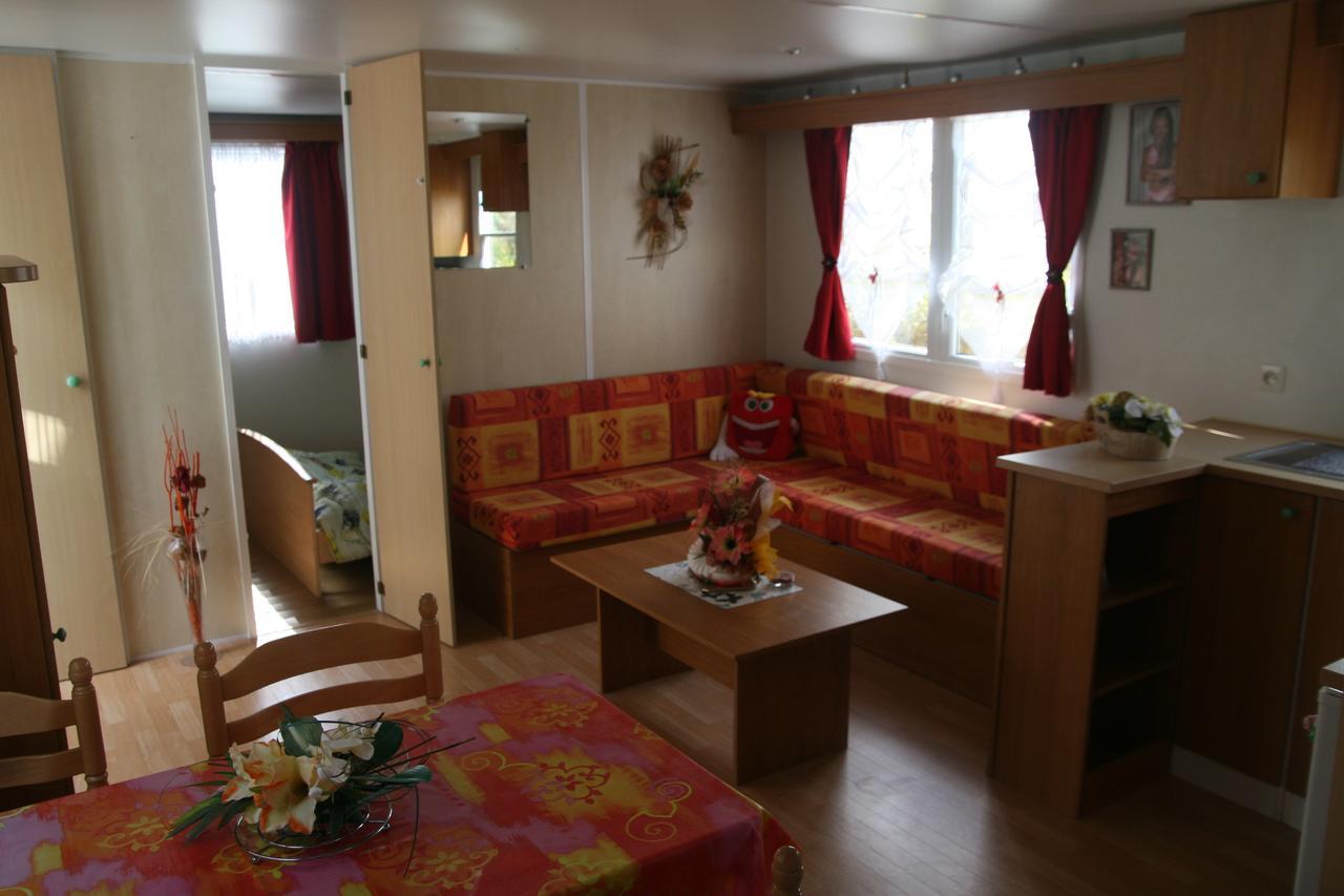 Camping Bellevue 호텔 Authuille 외부 사진