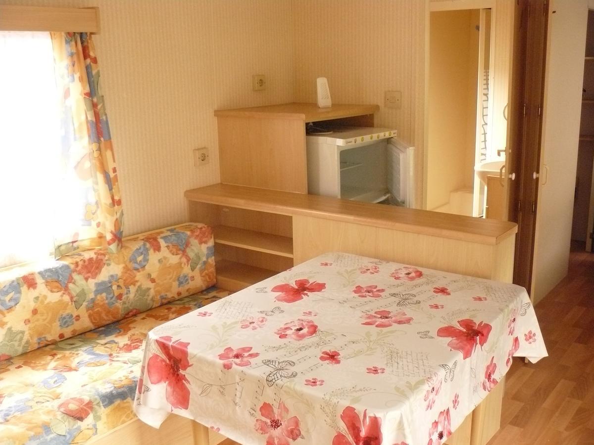 Camping Bellevue 호텔 Authuille 외부 사진